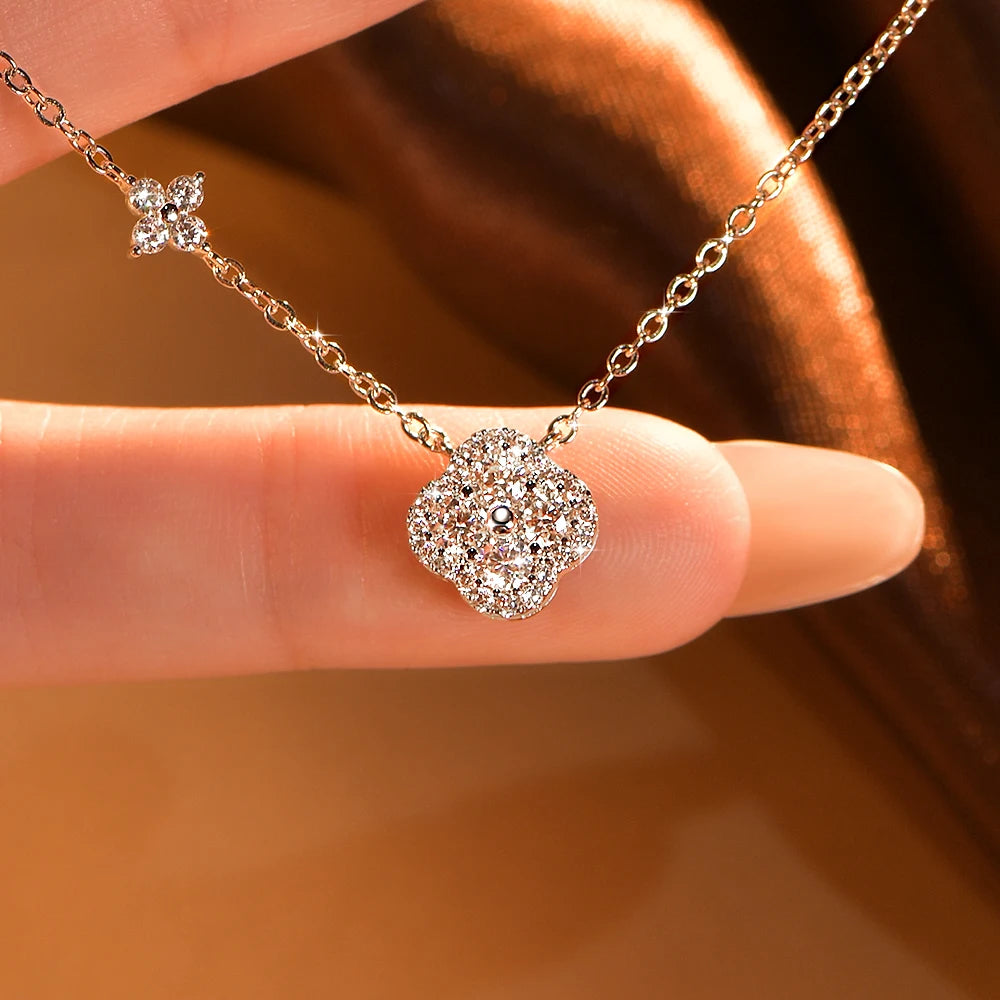 14K Gold VVS1 Clover Pendant Necklace